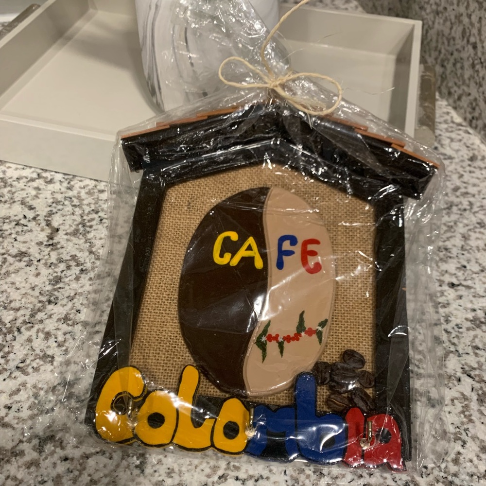 Colombia 🇨🇴 Key Storage - Picture 3 of 7